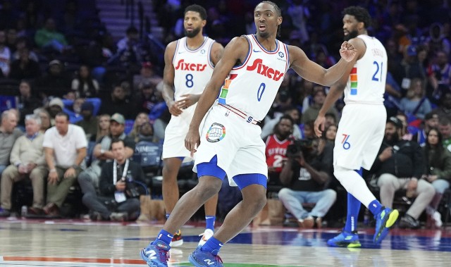 开云电子-76人VS猛龙首发：马克西&amp;VJ&amp;乔治&amp;恩比德出战 英格拉姆伤愈复出