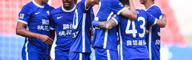 开云电子-复制恒大？三镇淡看领骑衫 将帅齐声：牢记脚踏实地